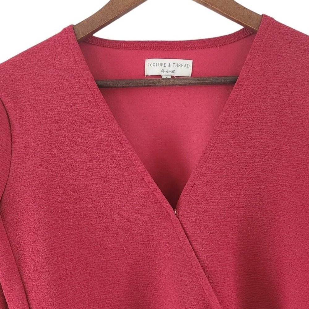 Texture & Thread Madewell Red Crepe V Neck Wrap Side Top Blouse Womens Size S - Picture 3 of 7